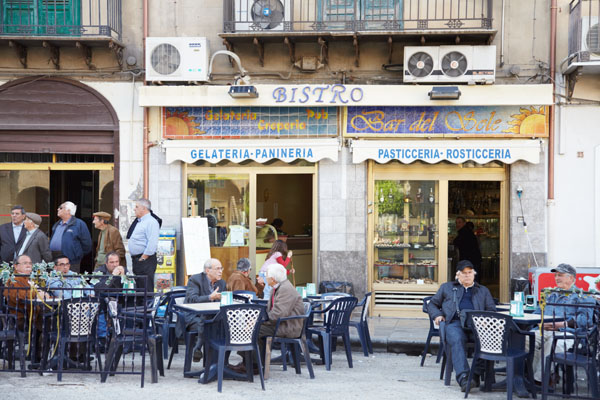 A cafe in Italy