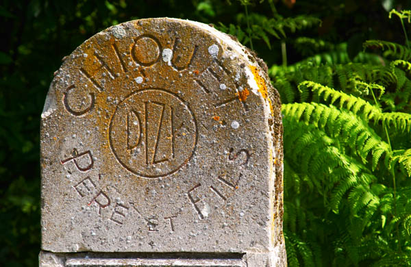 Champenoise marker stone