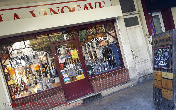 La Vinocave wine shop in Reims