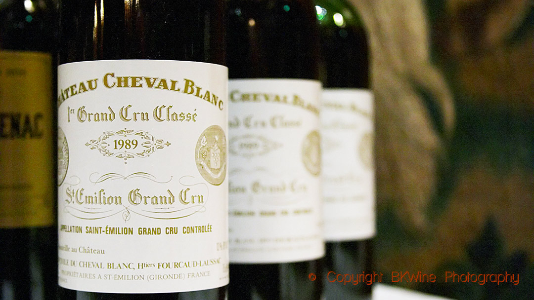 Cheval Blanc 2003 - Chateau Cheval Blanc 2003 - Cheval Blanc 2003 Review /  Tasting Notes