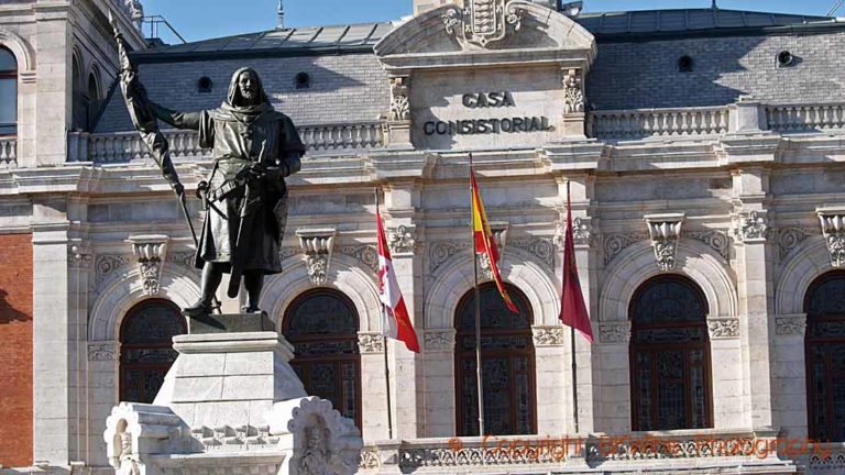 A statue in a square in Valladolid, Ribeira del Duero, Spain